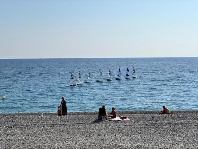 Jardin Sur La Promenade Des Lejlighed